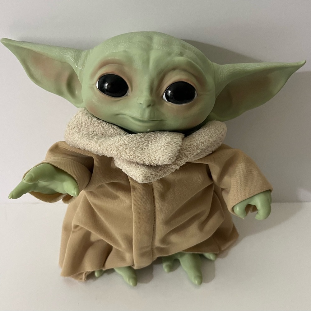 Star Wars Grogu "The Child Animatronic Talking Edition" Baby Yoda, Grogu